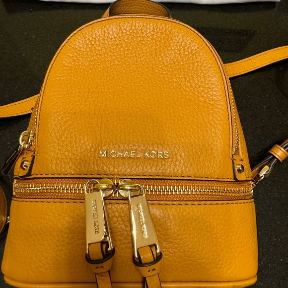 Mini Michael Kors Rhea backpack. - Picture 10 of 13